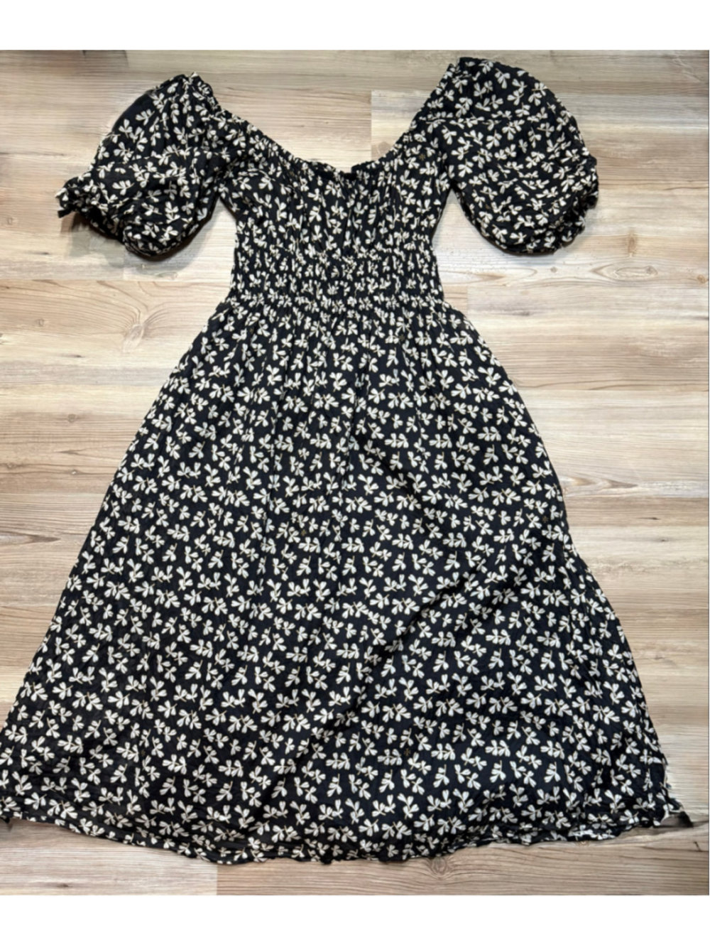 Women's Tory Burch Smocked Midi Dress in Black Little Leaves Size S - Picture 7 of 14